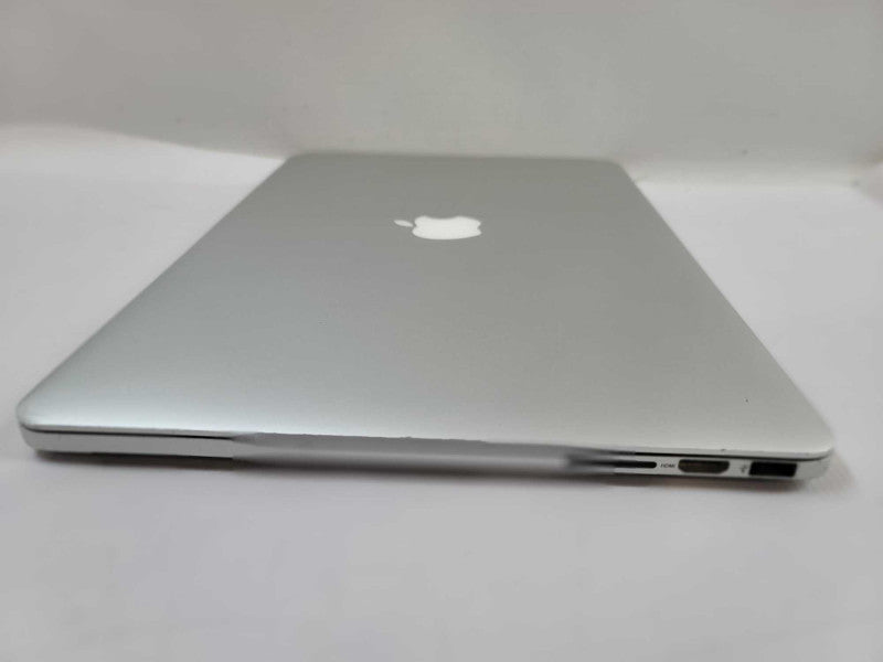 MacBook Pro A1398 i7-4870HQ, 16GB DDR3, 512GB HDD **Battery Service reccomend Î²