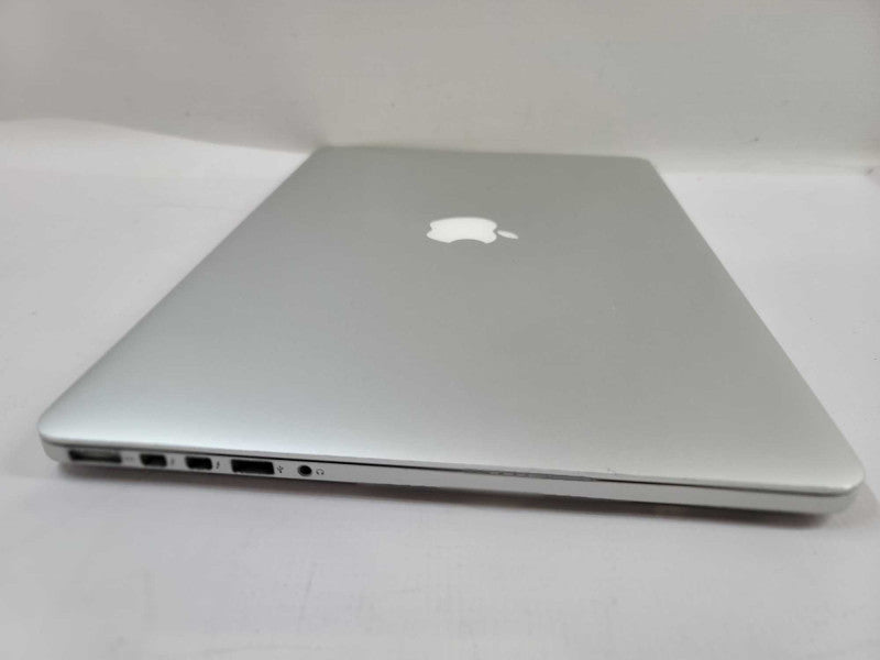 MacBook Pro A1398 i7-4870HQ, 16GB DDR3, 512GB HDD **Battery Service reccomend Î²