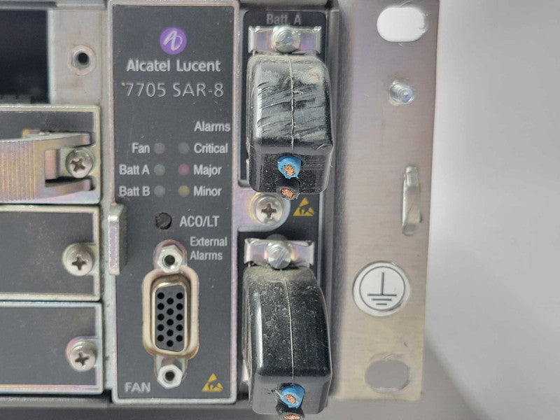alcatel lucent 7705 SAR-8 Chassis with 2x A8-ETHv2 cards, READ _