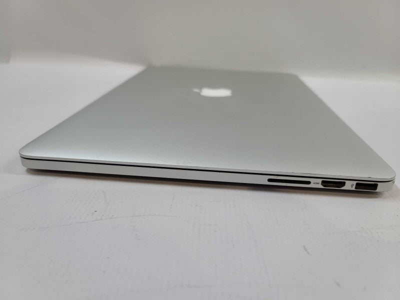 MacBook Pro A1398 i7-4870HQ, 16GB DDR3, 1TB HDD **Battery Service reccomend Î²