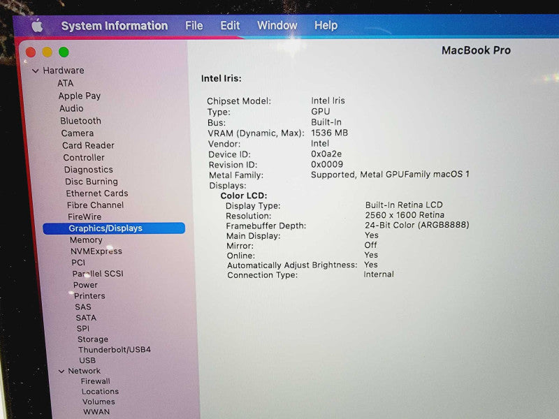 Apple Macbook Pro 2014 13\\" Core i5-4278U @ 2.6GHz 8GB DDR3 250GB SSD (