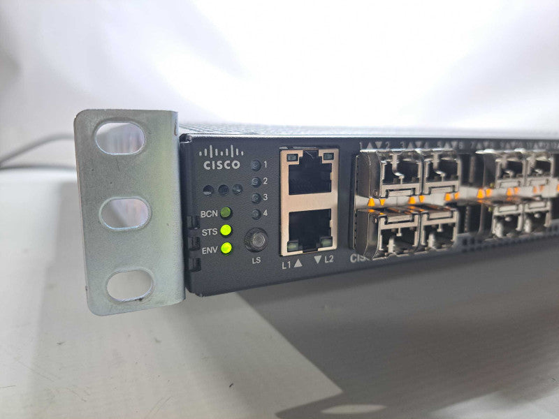 Cisco UCS-FI-6332-16UP 40 Port Rackmount SFP+ QSFP+ Fabric Interconnect Switc )