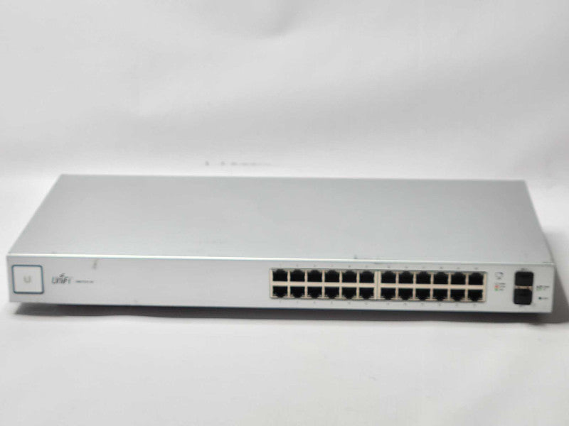 Ubiquiti Networks UniFi US-24 24 Ports Rack-Mountable Gigabit switch, READ _