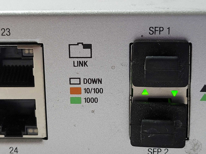 Ubiquiti Networks UniFi US-24 24 Ports Rack-Mountable Gigabit switch, READ _