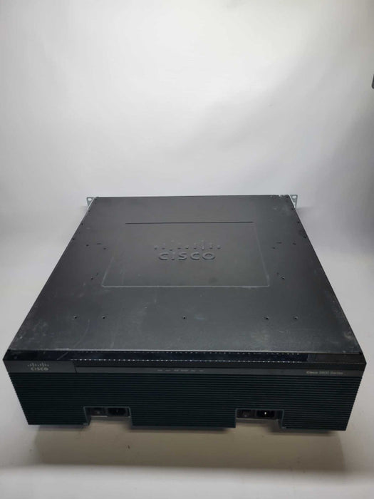 Cisco 3925 Integrated 3900 Series Services Router w/ C3900-SPE200/K9