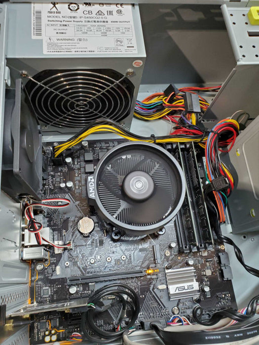 Custom PC - AMD Ryzen 5 3400G w/ Radeon Vega @ 3.70 GHZ 16GB DDR4 450W PSU
