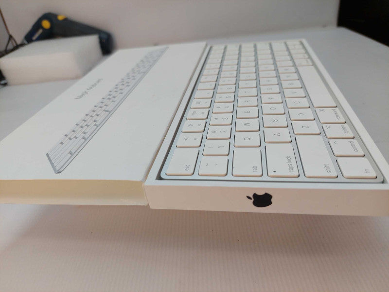 Magic Keyboard Model: A1644