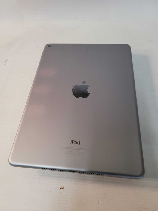 Apple iPad Air 2 (A1566/A1567) - READ Q