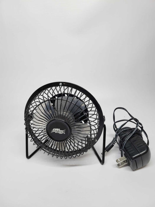 CoolWorks Mini Desktop Fan w/ power adapter