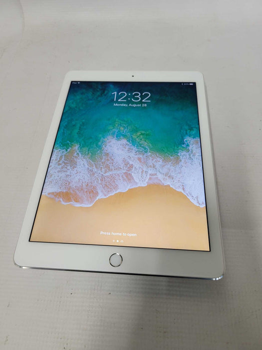 Apple iPad Air 2 16GB (A1566) - READ Q