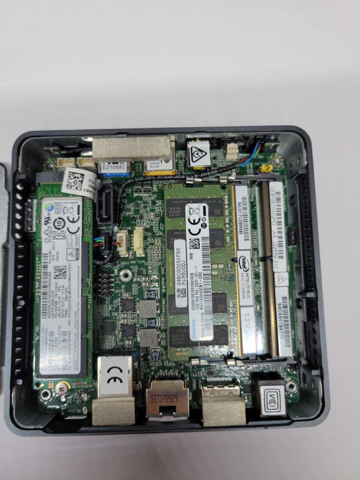 Intel NUC (BOXNUC7i3BNK) Core I3-7100U - 16GB RAM - 256GB SSD + Power Adapter