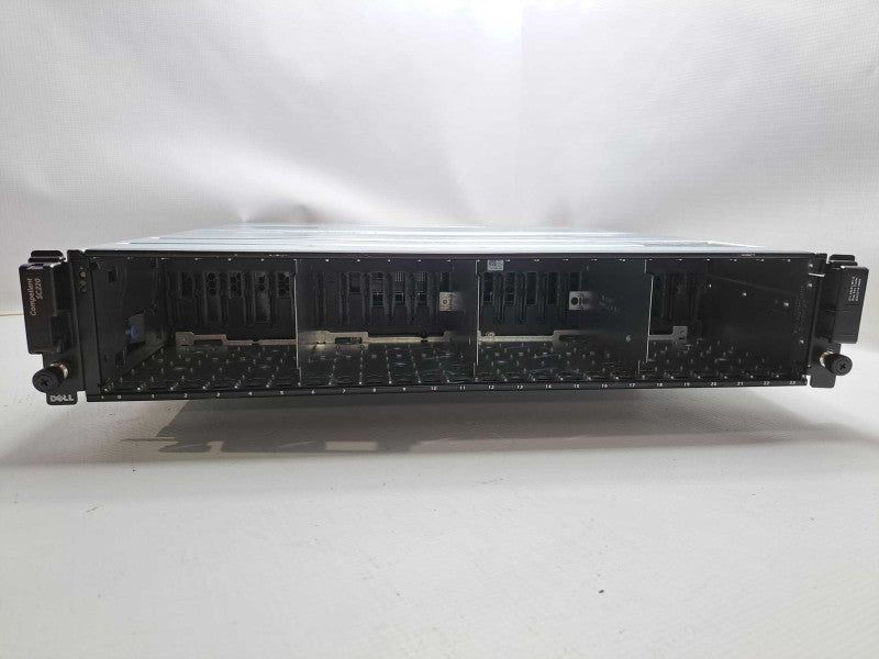 Dell Compellent SC220 Storage Array 24x 2.5\\" Bays 2x SC2 SAS 6Gbps 2x 700W PS )