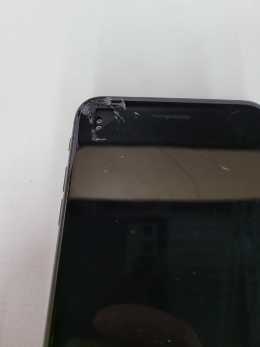 Apple iPhone 8 Plus 64GB (A1897) - READ