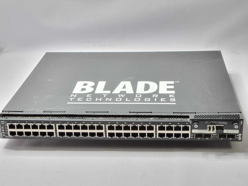 Blade Network Technologies RackSwitch G8000 2x PSU, READ _