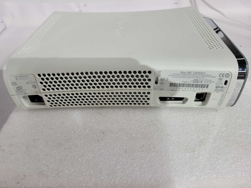 Microsoft Xbox 360 For Parts (AS-IS) !
