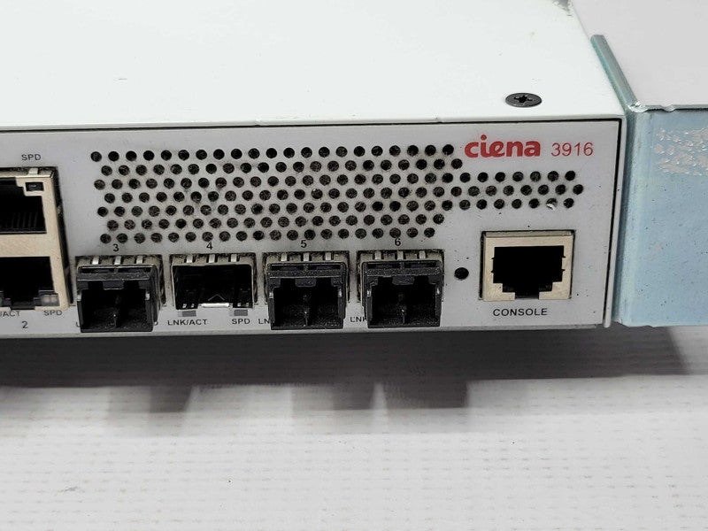 Ciena 3916 Series Service Delivery Switch 170-3916-904, Read _