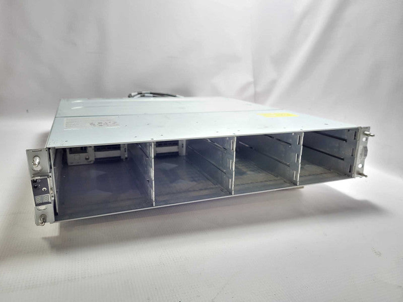 FUJITSU NetApp NAF 1201 12 x 3.5\\" Bays with 2x 111-01287+B0 SATA/SAS SAN NAS $