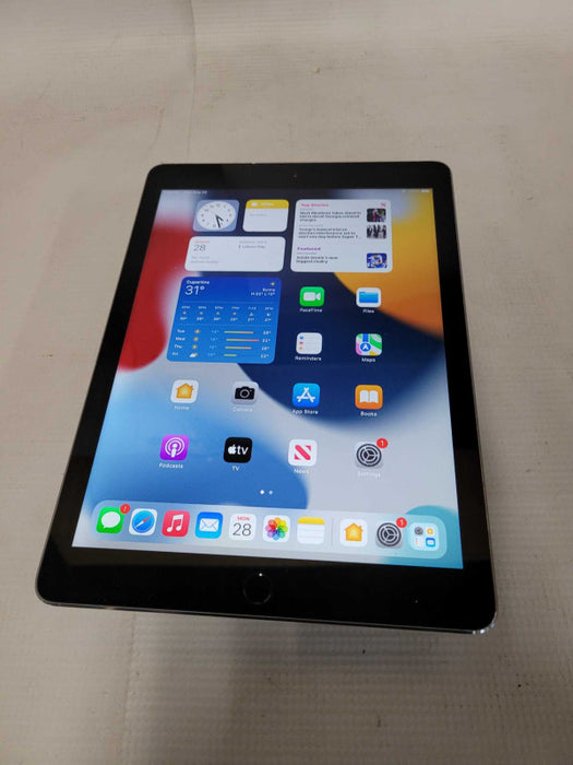 Apple iPad Air 2 64GB (A1566) - READ