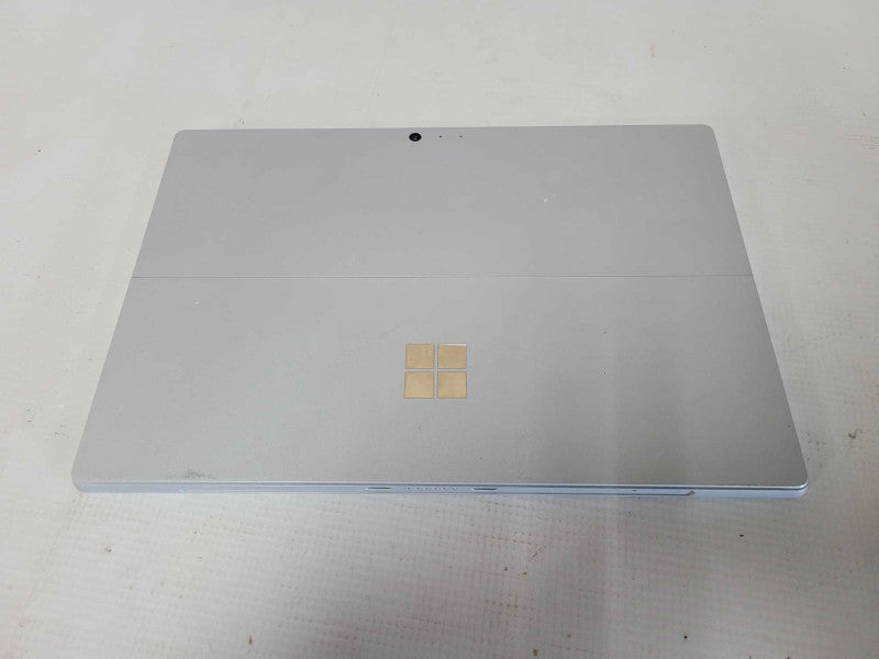 Microsoft Surface 5 - i5-7300U, 8GB RAM, 256GB SSD