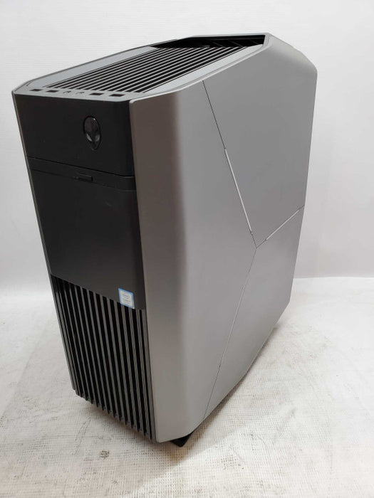 Alienware Aurora R6 - Intel i7-7700k @ 4.20 GHZ 8GB DDR4
