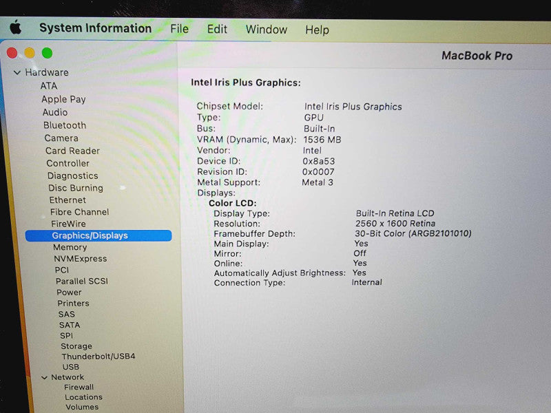 Apple Macbook Pro 2020 13\\" Core i5-1038NG7 @ 2.0GHz 16GB DDR4 500GB SSD (
