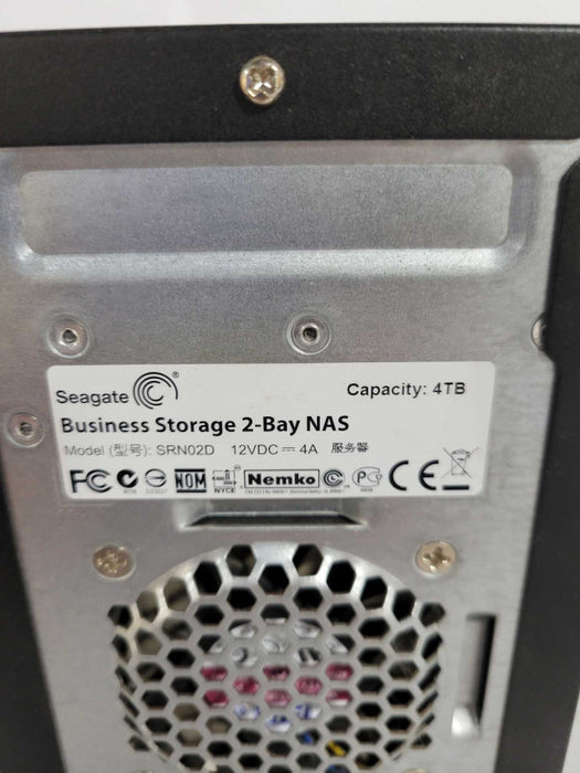 Seagate SRN02D - Business Storage 2-Bay NAS - 2x 2TB HDD !
