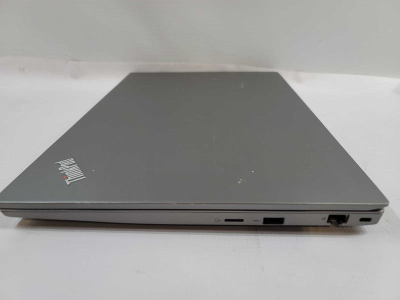 Lenovo ThinkPad E580 i7-8550U @ 1.80GHz, 8GB DDR4, 256GB NVMe Î²