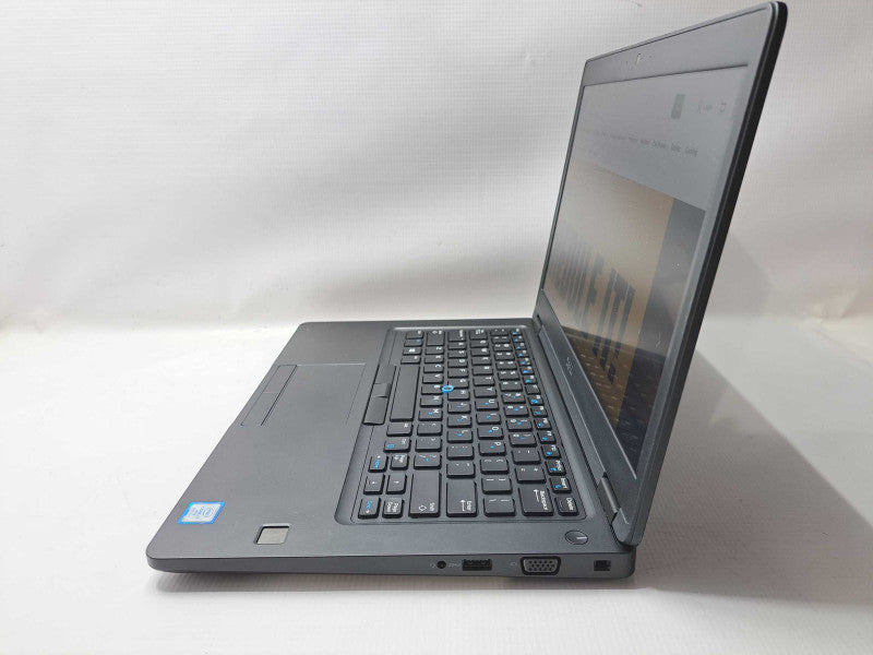 Dell Latitude 5491 14\\" Core i7-8850H @ 2.60GHz 16GB Ram 256GB M.2 MX130 GPU