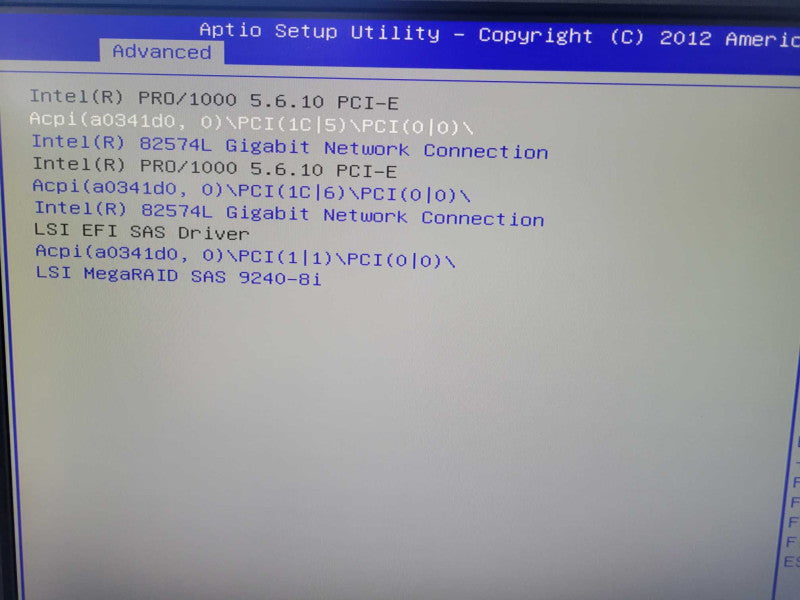 Lenovo ThinkServer TD340 - Xeon E5-2403 v2 | 32GB RAM | 9240 8i RAID | 2xPSU