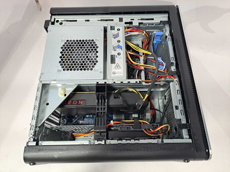 Dell XPS Gaming PC i7-7700 @ 3.60GHz 8GB Ram 256GB M.2 1TB HDD AMD RX480