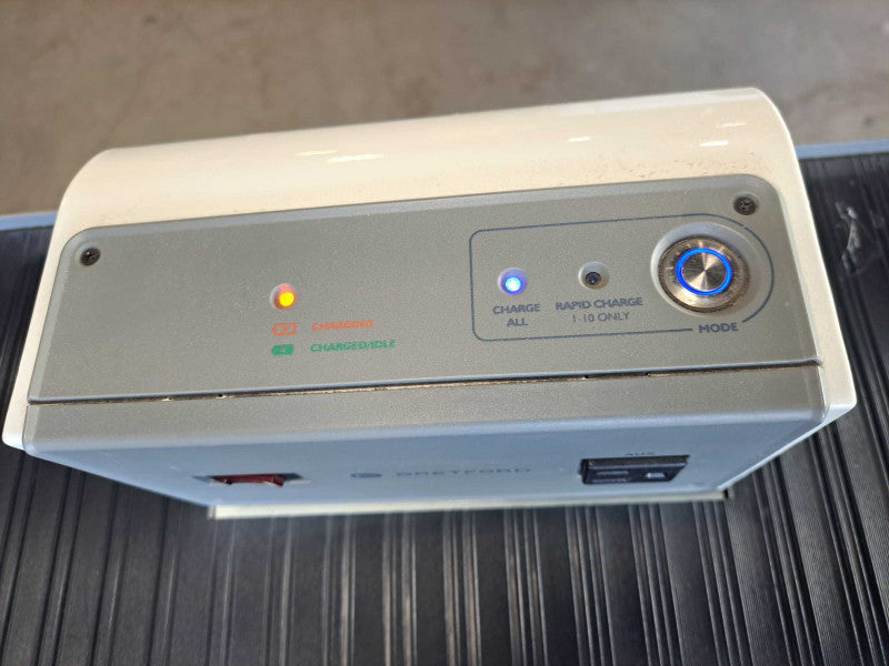 Bretford Mobility Cart Laptop Charging Station TX323LL/A Q