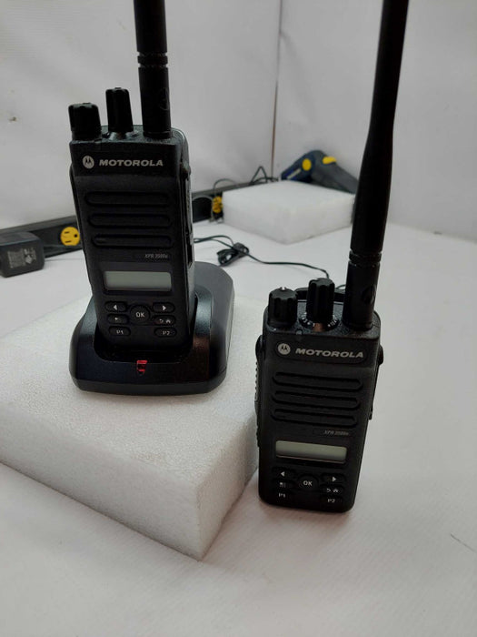 2x Motorolla Walkie Talkie Radio Model: XPR 3500e 2-way radios