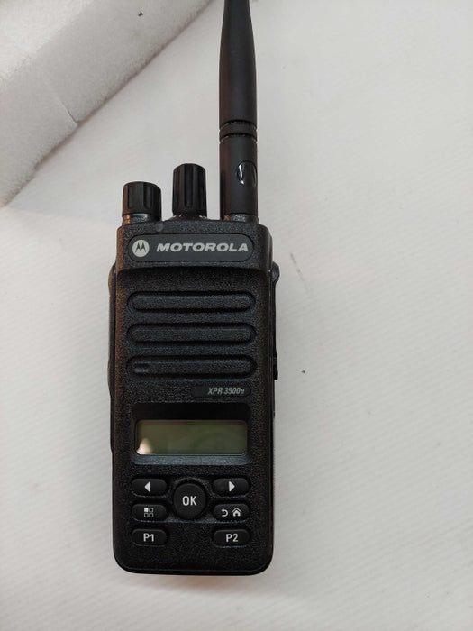 2x Motorolla Walkie Talkie Radio Model: XPR 3500e 2-way radios