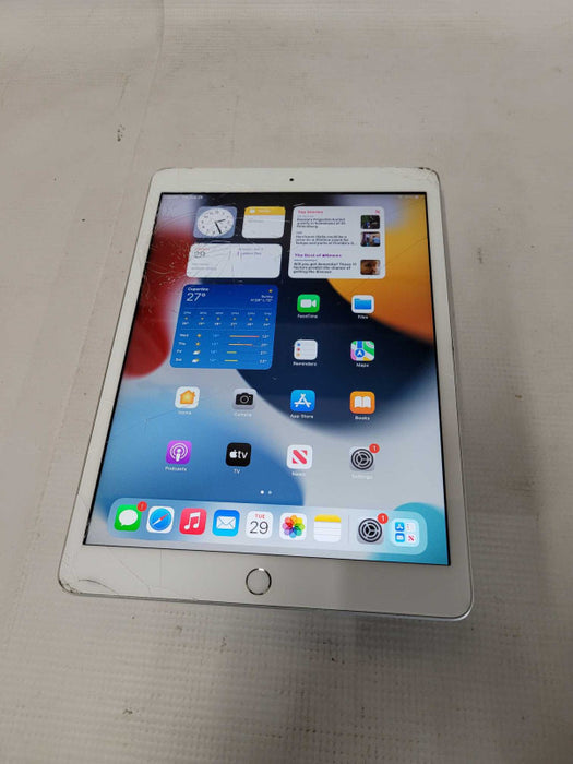 Apple iPad 8th Gen 128GB (A2429) - READ