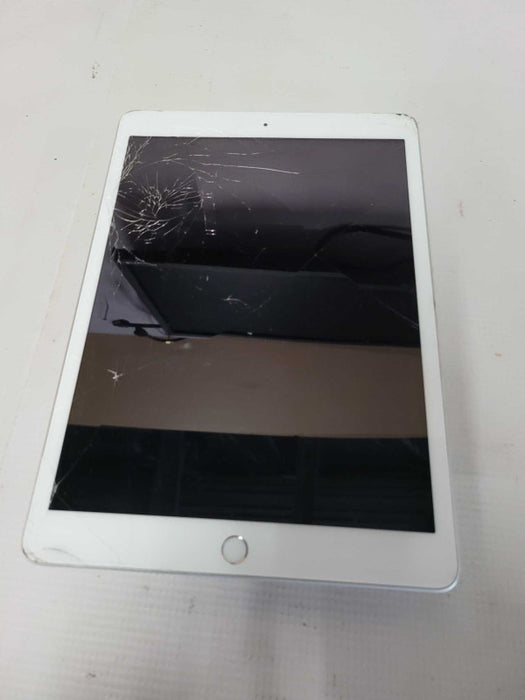 Apple iPad 8th Gen 128GB (A2429) - READ