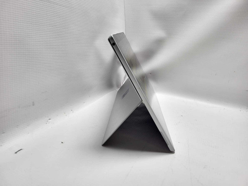 Surface Pro 5th Gen(1807) i5-7300U @ 2.6GHz 8GB RAM 256GB SSD READ $
