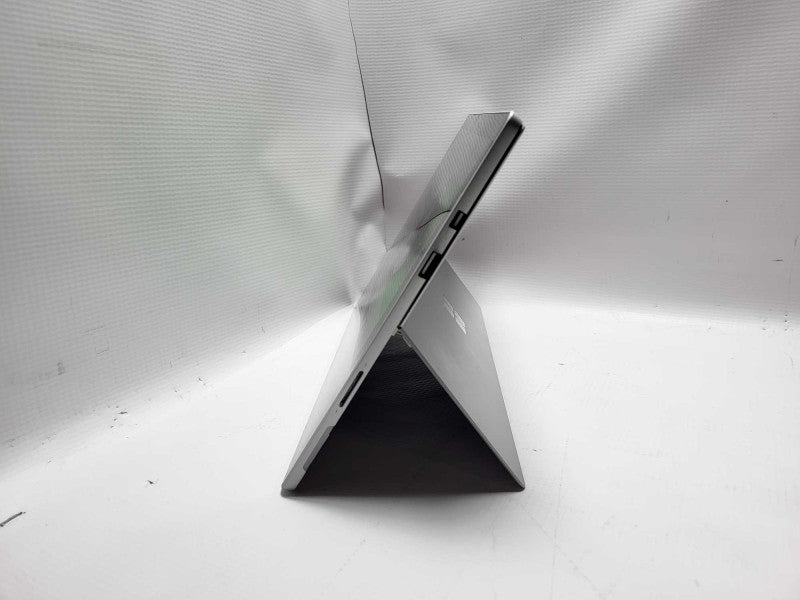 Surface Pro 5th Gen(1807) i5-7300U @ 2.6GHz 8GB RAM 256GB SSD READ $