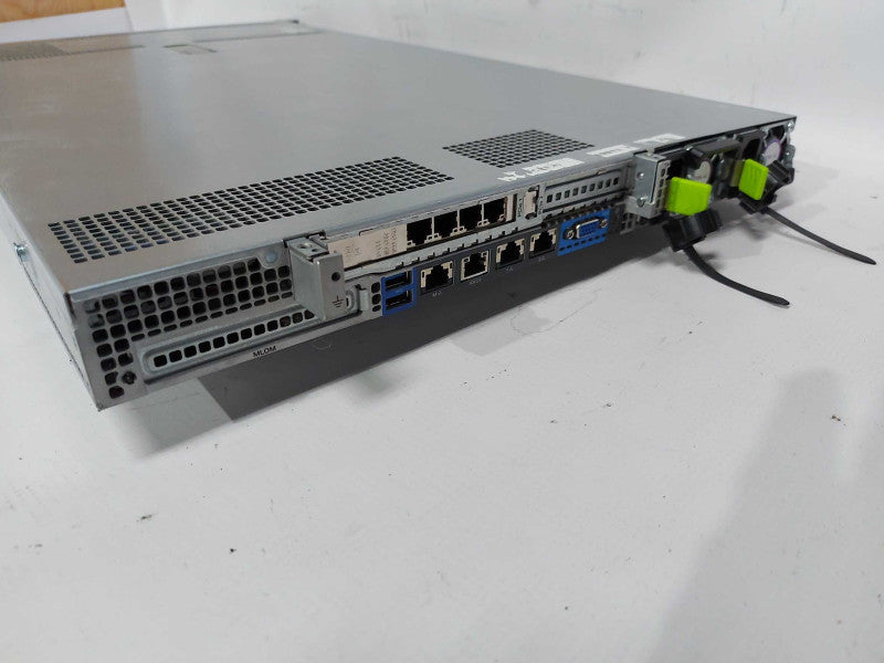 cisco C220M4 server 2x Xeon E5-2640 V3 @ 2.60ghz / 192gb ram / 12gb sas modul #
