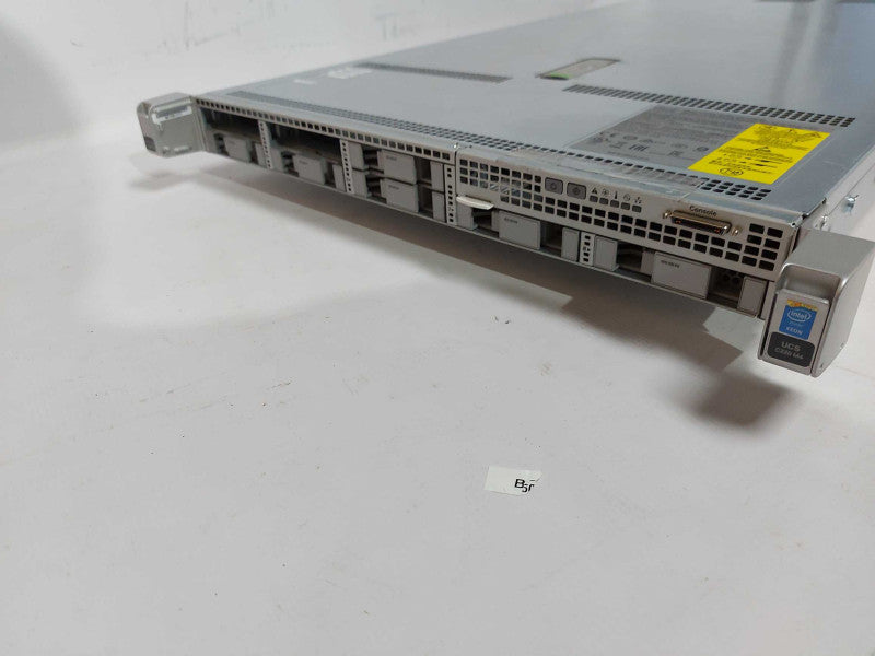 cisco C220M4 server 2x Xeon E5-2640 V3 @ 2.60ghz / 192gb ram / 12gb sas modul #