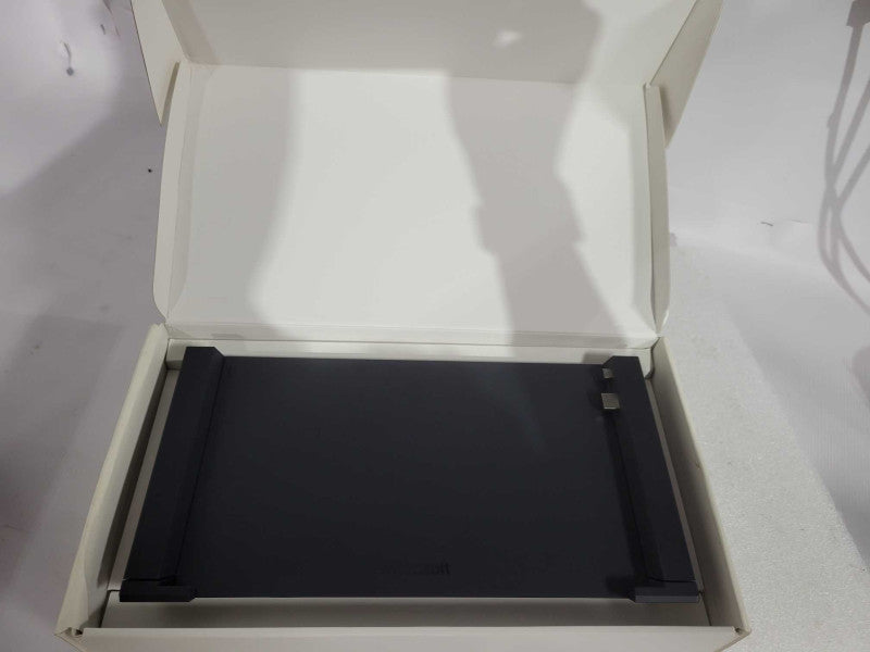 Microsoft Surface  3 -  Docking Station !
