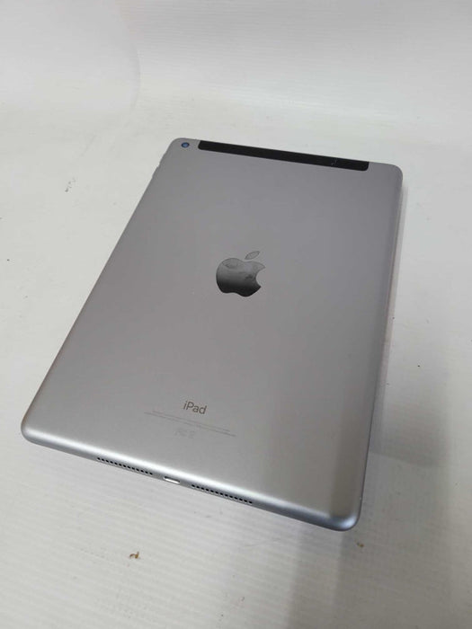 Apple iPad 6th Gen (A1954) - READ