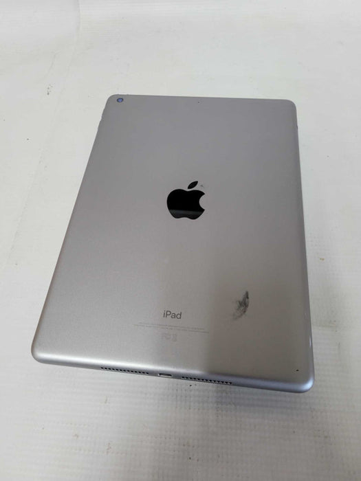 Apple iPad 5th Gen 32GB (A1822) - READ