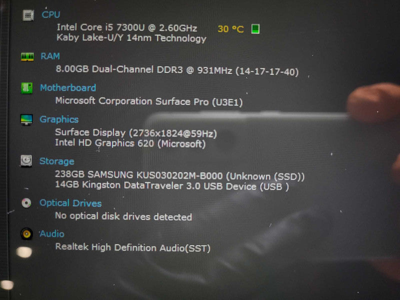 Surface Pro 5th Gen(1807) i5-7300U @ 2.6GHz 8GB RAM 256GB SSD READ $