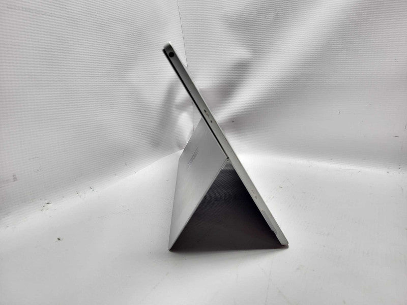 Surface Pro 5th Gen(1807) i5-7300U @ 2.6GHz 8GB RAM 256GB SSD READ $