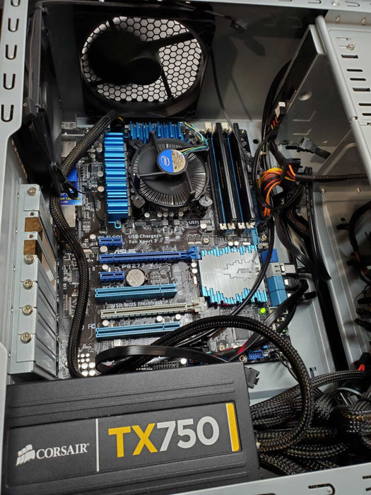Custom PC - Intel I7-2600k @ 3.40 GHZ 16GB DDR3 750W PSU