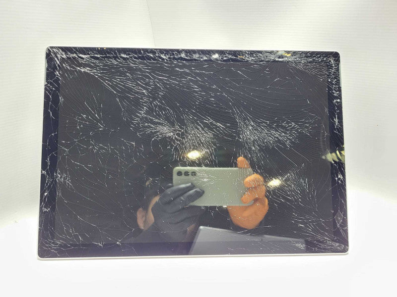 Surface Pro 7+ (1961) i5-1135G7 @ 2.4GHz 16GB RAM 256GB SSD READ $