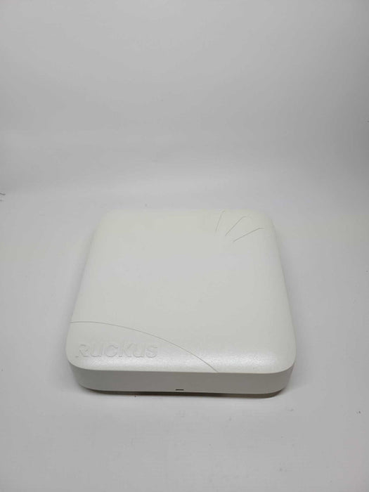 Ruckus ZoneFlex R700 Dual Band 802.11AC Access Point POE Powered\t Q