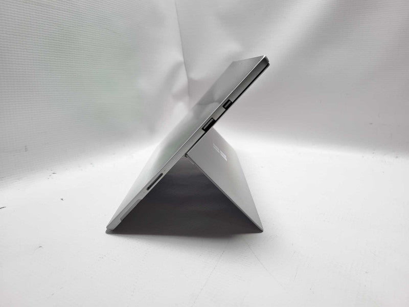 Surface Pro 5th Gen(1807) i5-7300U @ 2.6GHz 8GB RAM 256GB SSD READ $