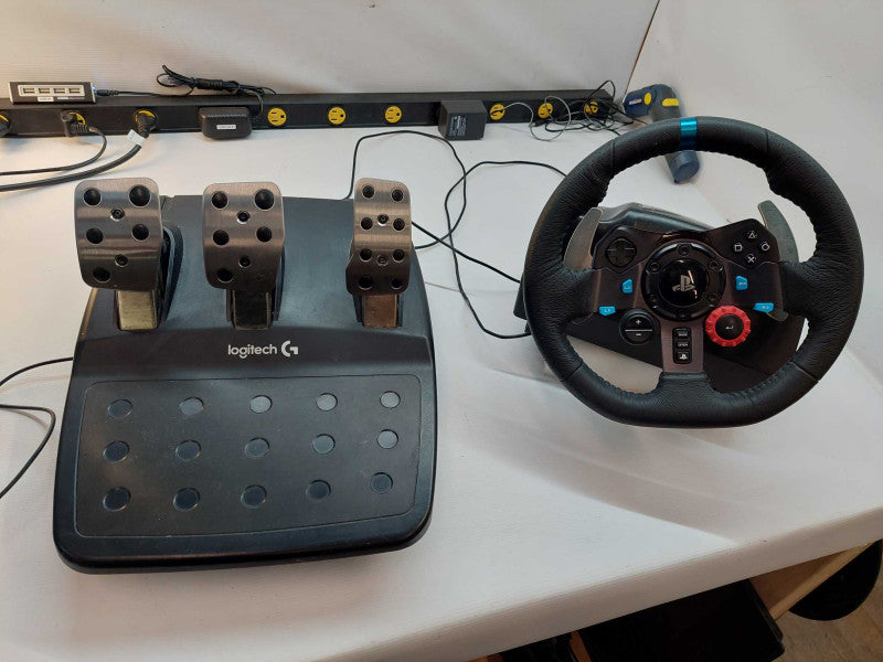 Logitech Playstation Racing Wheel And Foot Pedals G29 Driving Force racing