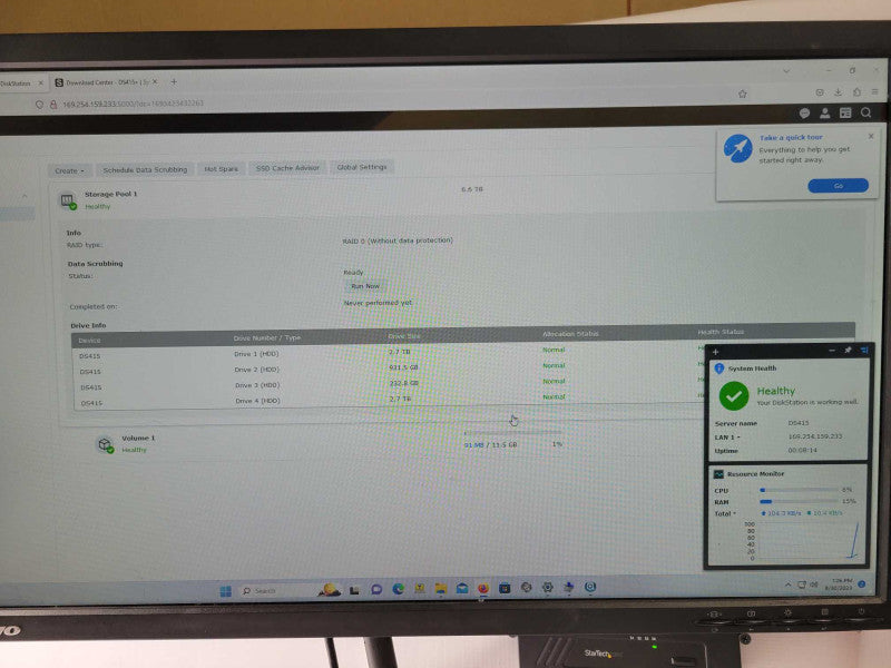 Synology Disk Station 4-Bay NAS DS415+ with 4x Hard Drives, READ _
